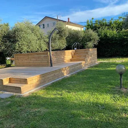 ヴィラ Casa Degli Zii Letizia Luni